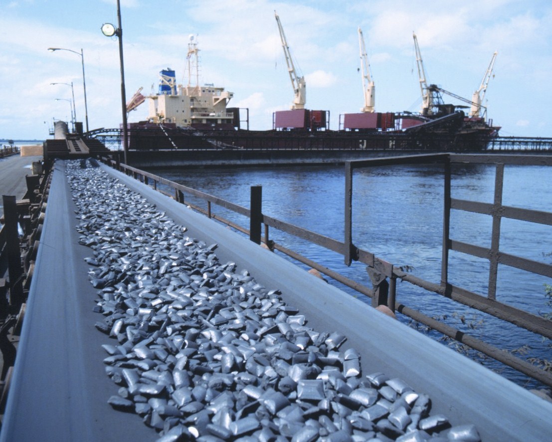 HBI loading at Paula Port