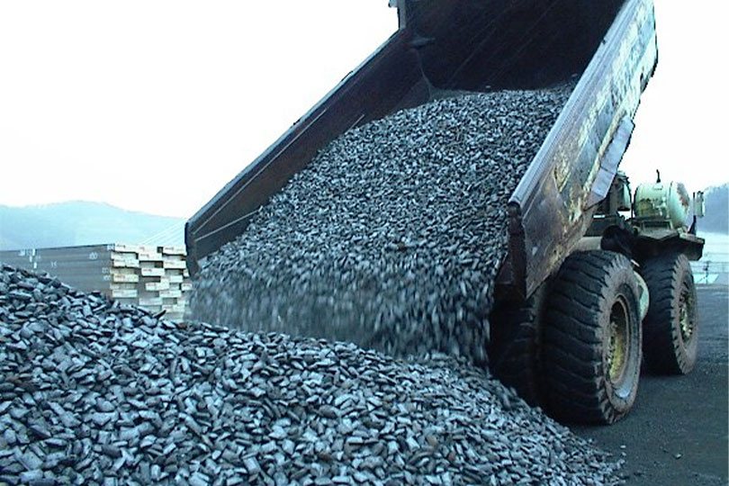 Truck unloading HBI